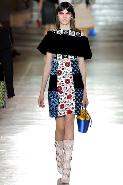 Look 23